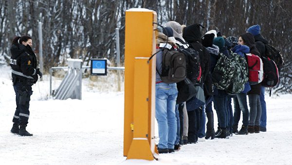 Норвегия депортирует в Россию 280 беженцев