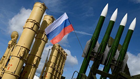 Россия сокращает оборонный бюджет на 100 миллиардов