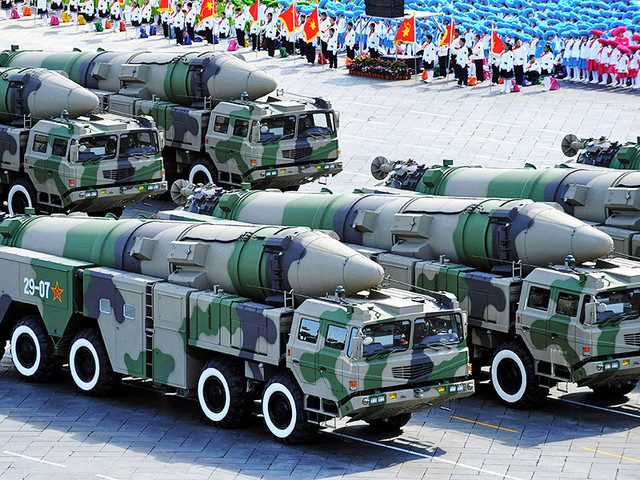 Китай разместил межконтинентальные ракеты у границы с Россией