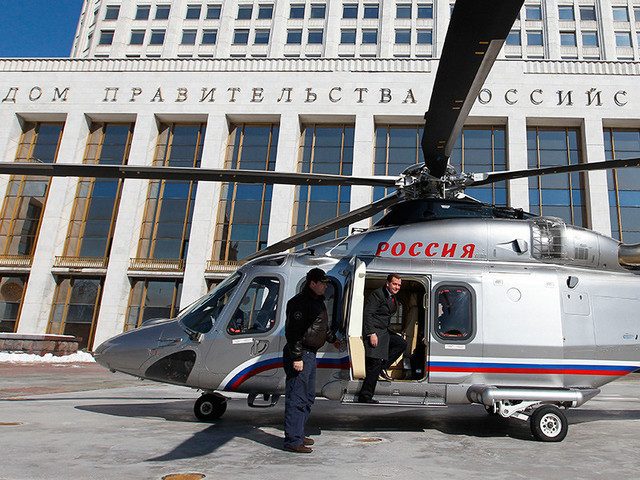Аэропорт Шереметьево пережил коллапс из-за вертолета Медведева