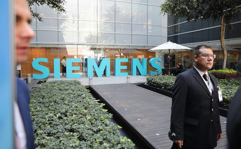 Путин пообещал не использовать турбины Siemens в Крыму