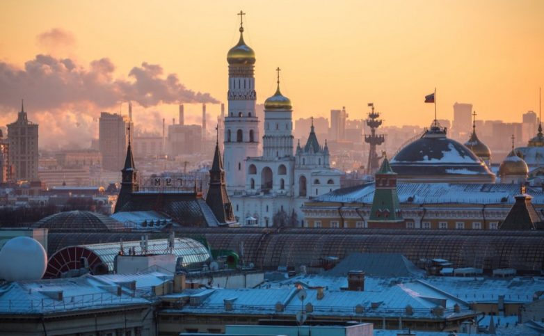 Социологи отметили снижение влияния Кремля и силовиков на жизнь в РФ