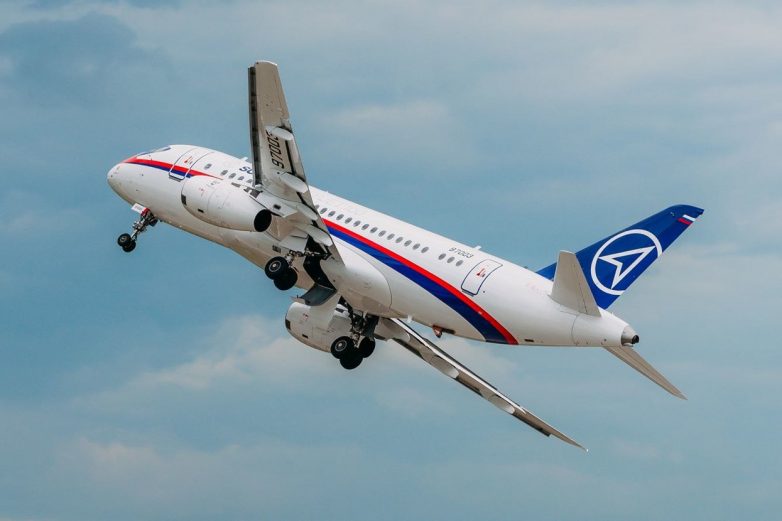 Более 130000 человек подписали петицию о запрете полетов SSJ-100