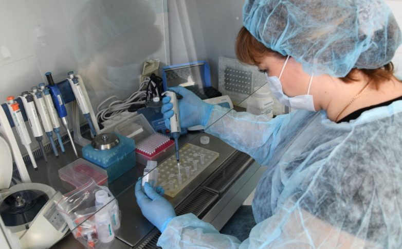 Новосибирский центр вирусологии «Вектор» проведет первые испытания вакцины от коронавируса на 60 добровольцах