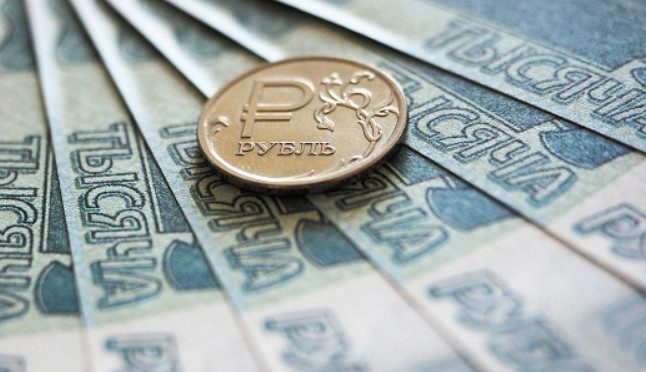 Россиян в новом году ожидает значительное снижение зарплат