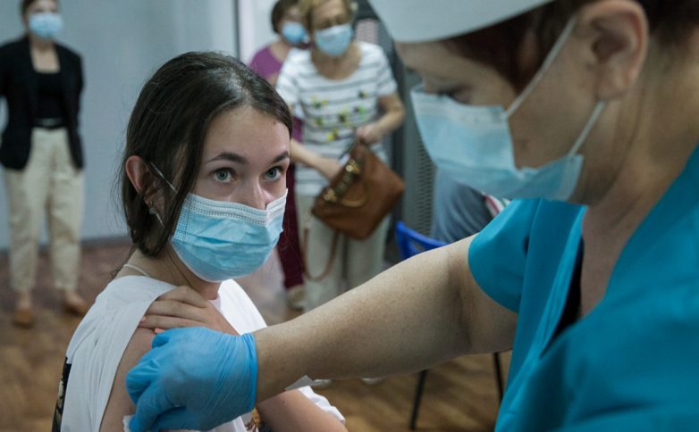 В Москве ввели обязательную вакцинацию