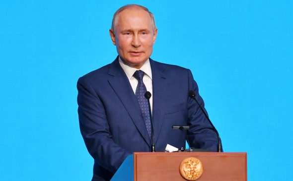 Путин объявил рабочий класс «ведущей политической силой»