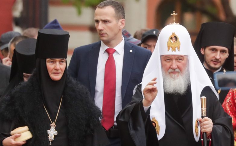 Священник призвал патриарха Кирилла раскрыть свои доходы