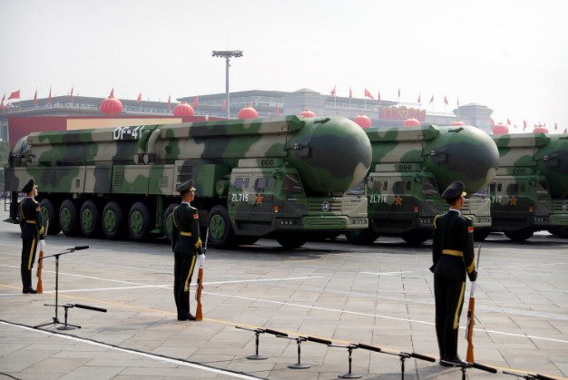 К 2030 году Китай станет лидером во всем, включая ядерное оружие