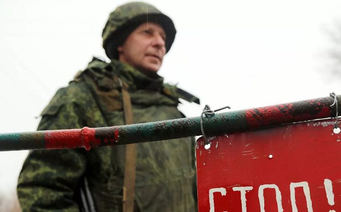 Российские военные уничтожили две украинские БМП, проникших на территорию ростовской области