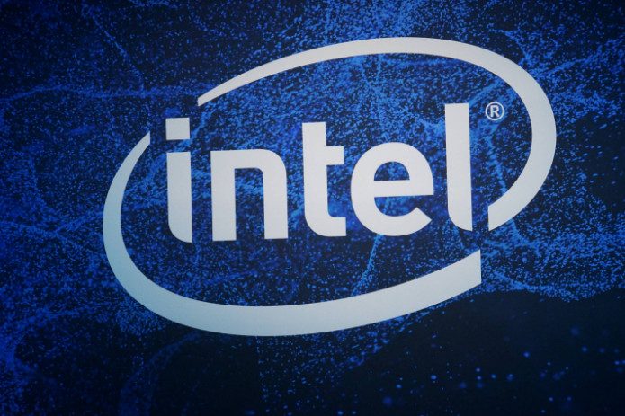 Intel приостанавливает свою деятельности в России