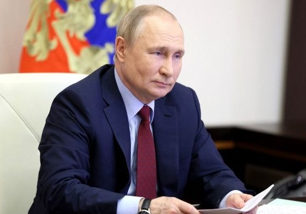 Путин пообещал, что 2020-е годы станут этапом укрепления экономического суверенитета России