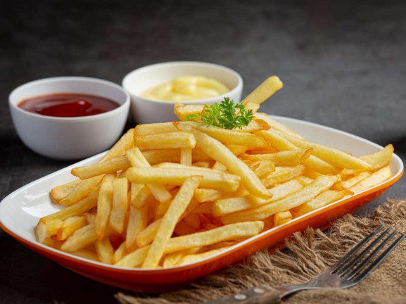 Глава «Вкусно — и точка» сообщил об отказе производителей поставлять картофель фри