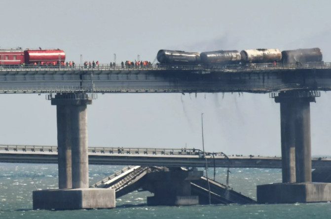В Минтрансе рассказали, когда будет восстановлено движение поездов по Крымскому мосту