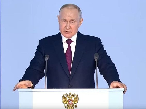 Путин признался, что сам с трудом выслушал бы свое послание парламенту