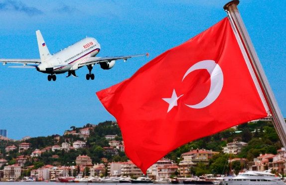 Российские туристы пожаловались, что цены на отдых в Турции выросли втрое