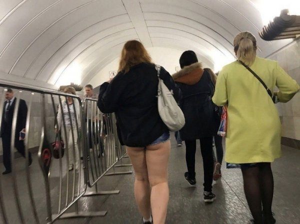 Прикольные чудаки в метро