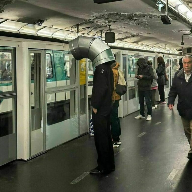 Очень странные вещи, произошедшие в метро Парижа