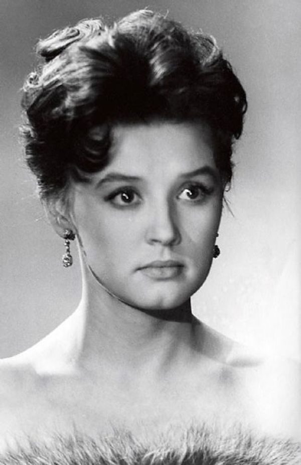 Самые красивые советские актрисы