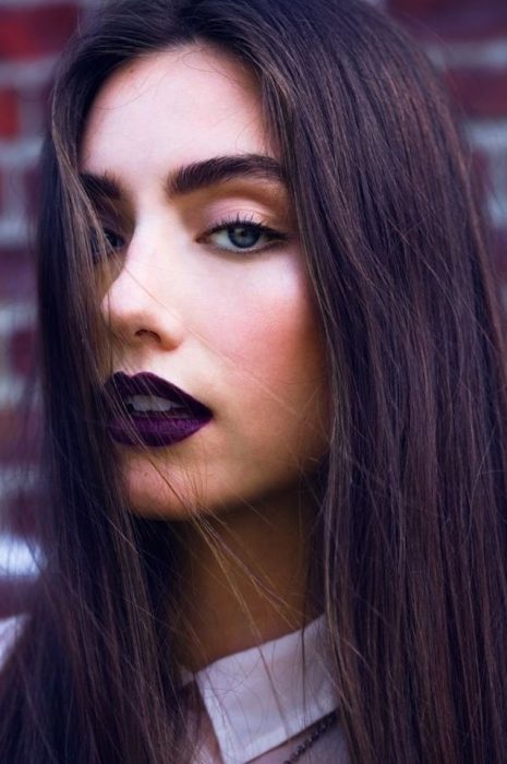 5 ошибок в макияже, из-за которых девушки выглядят старше своего возраста