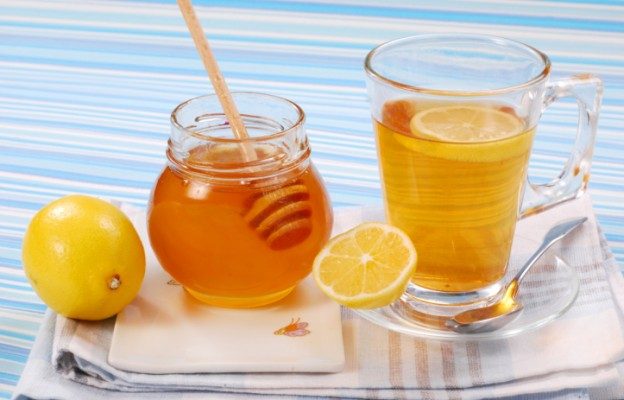 Волшебные свойства воды с лимоном и медом для вашего организма