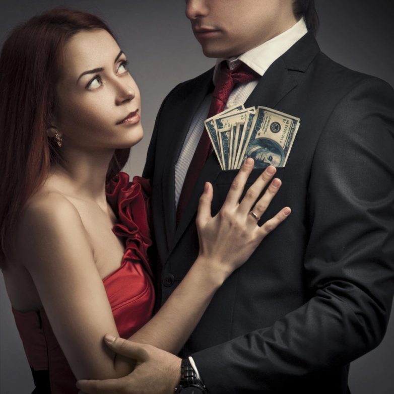 Почему выйти замуж за богатого — не лучшая идея