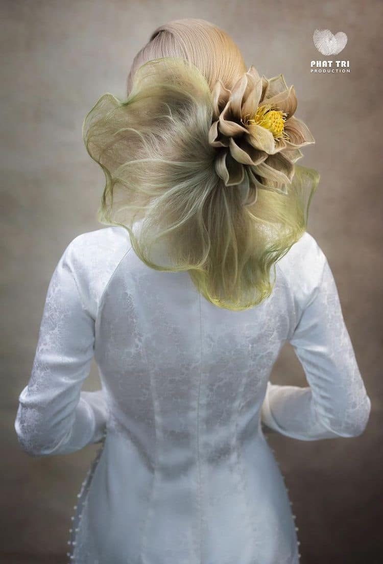 Шикарные женские причёски, которые выглядят как распустившиеся цветы