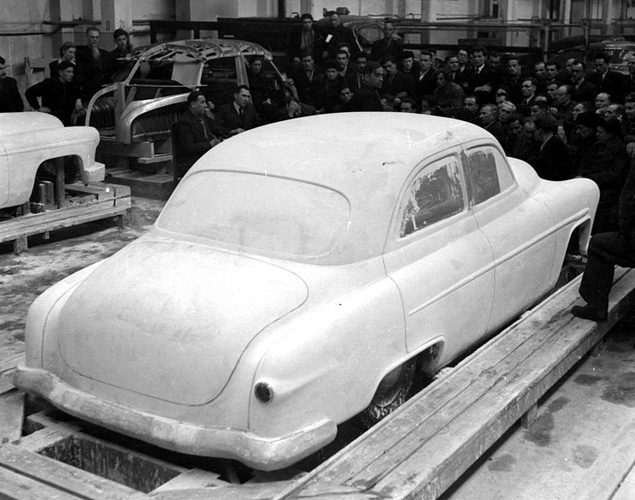 Как могли бы выглядеть известные советские автомобили