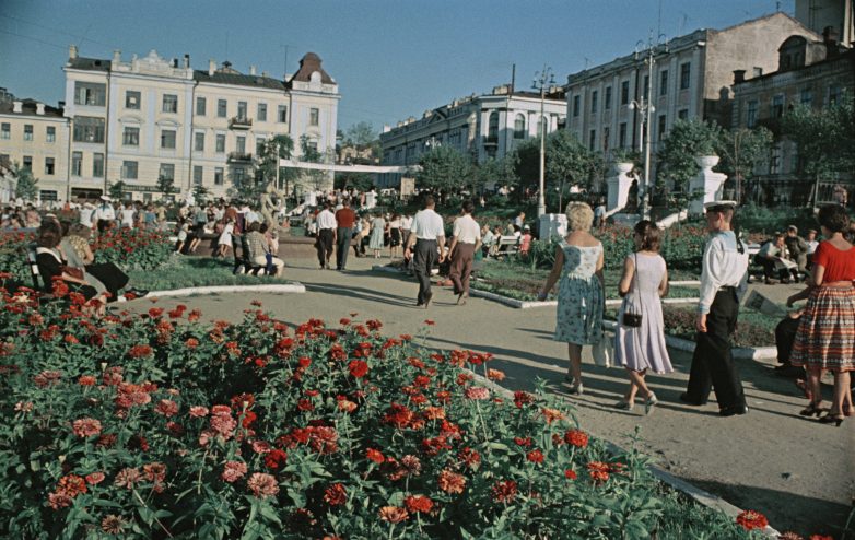 1955 год в цвете: страна на подъёме