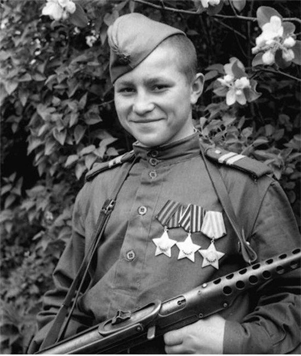 Самый молодой кавалер 3-ёх орденов Славы