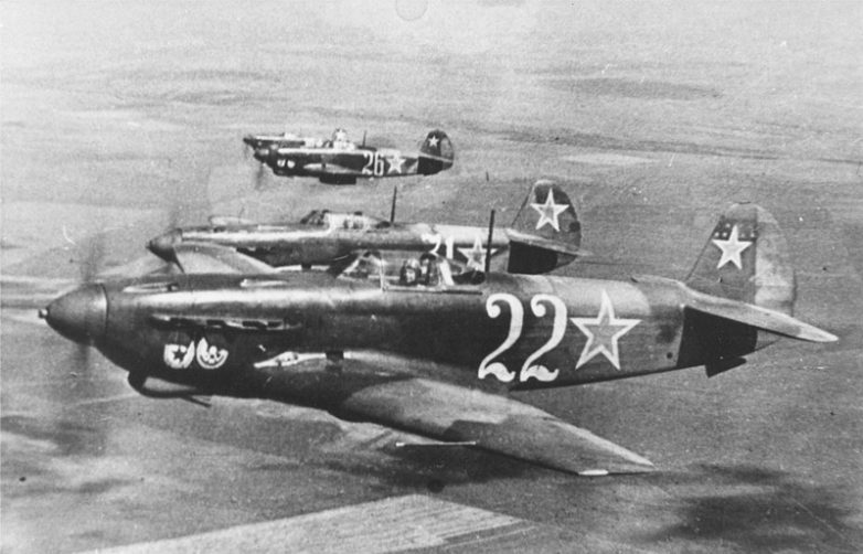 Как американские лётчики в 1944 году атаковали советские войска