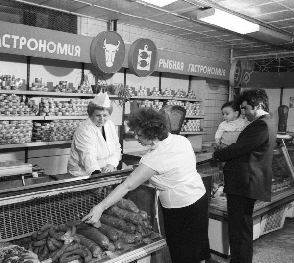 Про советские магазины
