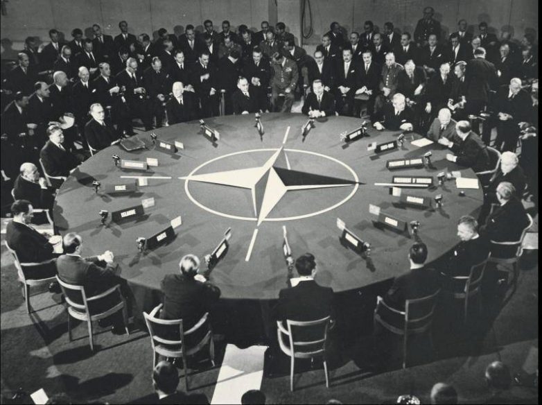 Как США не дали Советам вступить в НАТО