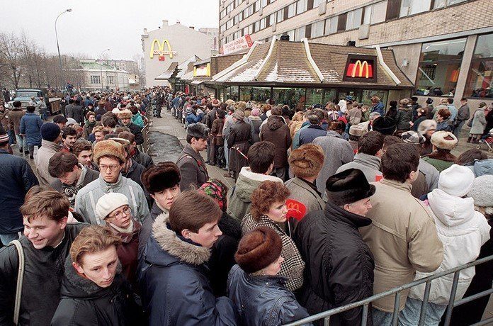Открытие первого «Макдоналдса» в СССР