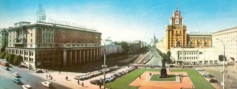 Москва 1960-х в цветных панорамных снимках