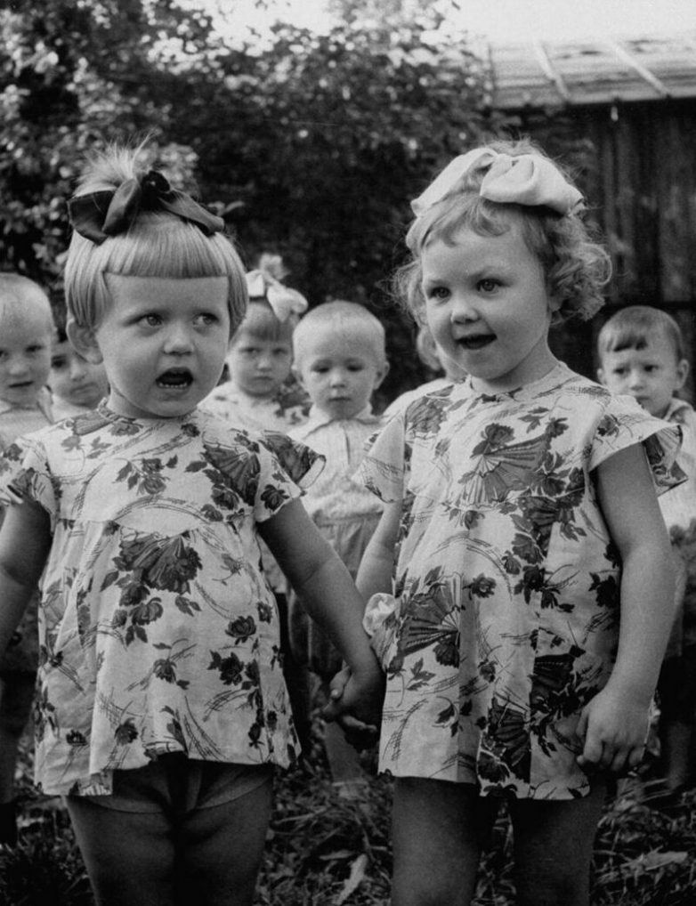 Простые москвички в 1956-м году. Фото журнала «LIFE»
