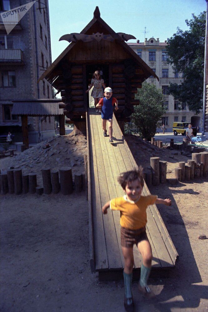 Как проводили своё лето советские дети