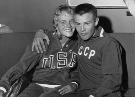 Чем закончился роман советского боксёра и американской гимнастки