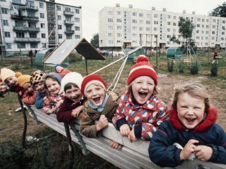 Советские дворы, из которых дети не хотели уходить, сколько бы мамы не зазывали домой