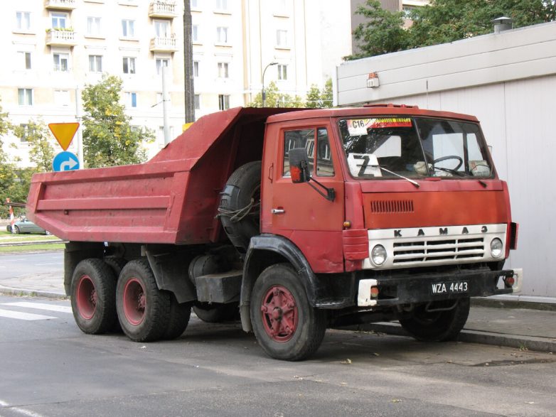 КамАЗ 5511. Этот советский самосвал ещё помнят многие шофёры