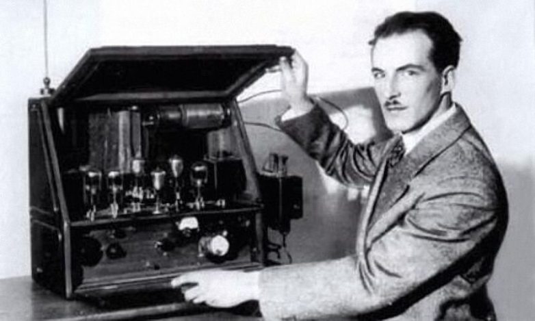 Как советский инженер создал первый электронный инструмент