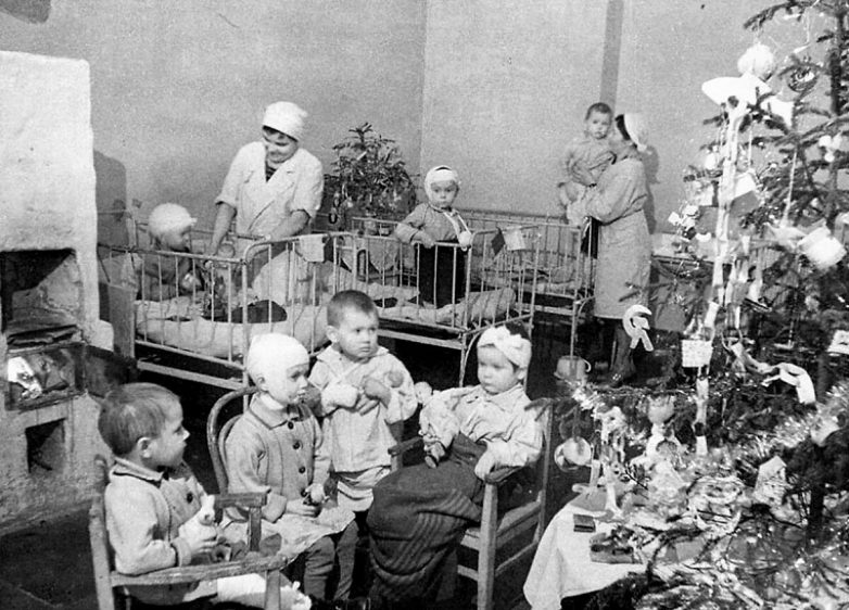 Как отмечали новогодние праздники в блокадном Ленинграде