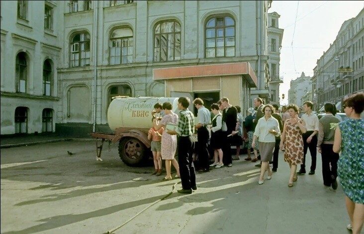 Советский Союз в цветных снимках