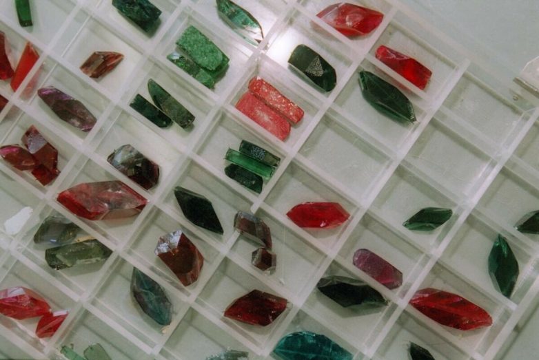 Искусственные драгоценные камни. Как их выращивали физики СССР
