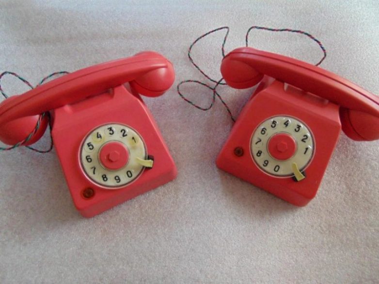 Самые культовые и народные советские телефоны