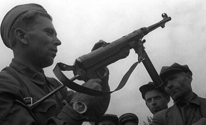 Почему советским солдатам было запрещено использовать трофейное оружие?