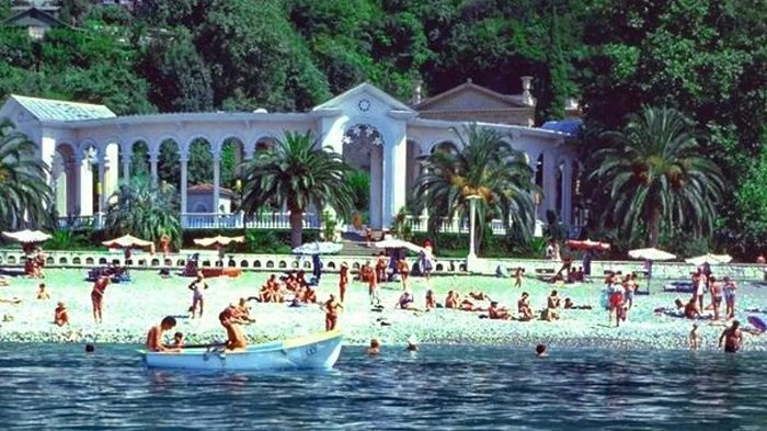 10 популярных курортов, где проводили свой отпуск советские граждане