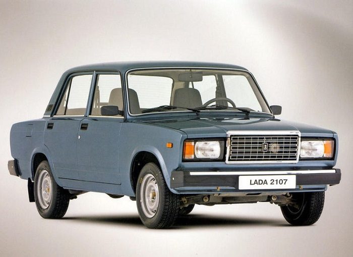 8 автомобилей из СССР, которые имели народные прозвища