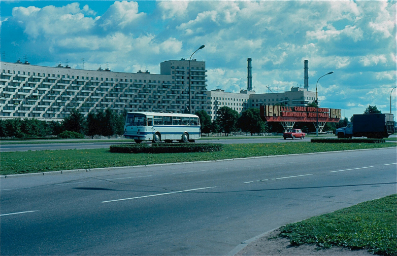 Фотопрогулка по советским городам. Голосуйте!