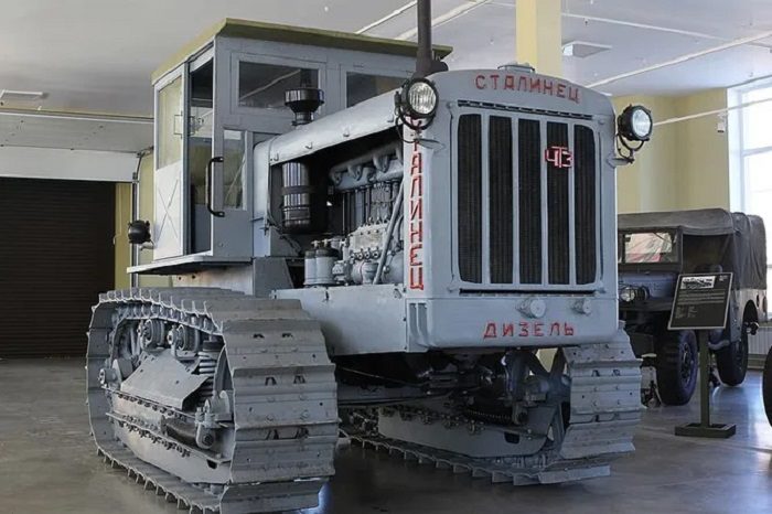 Самый внушительный советский трактор